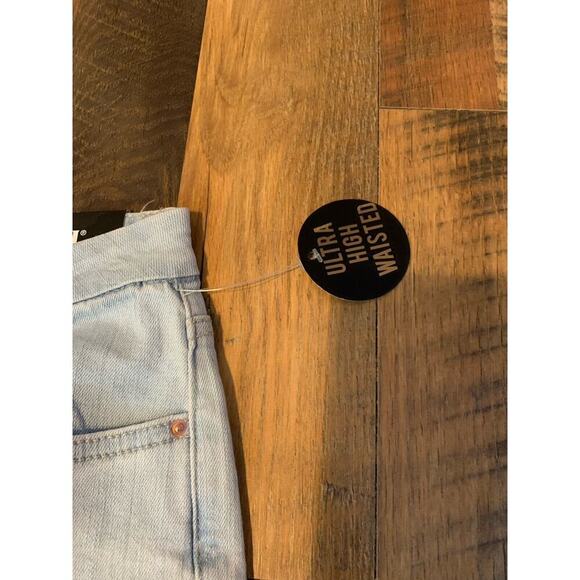 YMI Womens Curvy Fit Ultra High Rise Skinny Light Blue Jeans Size 7/28‎ - Picture 4 of 12